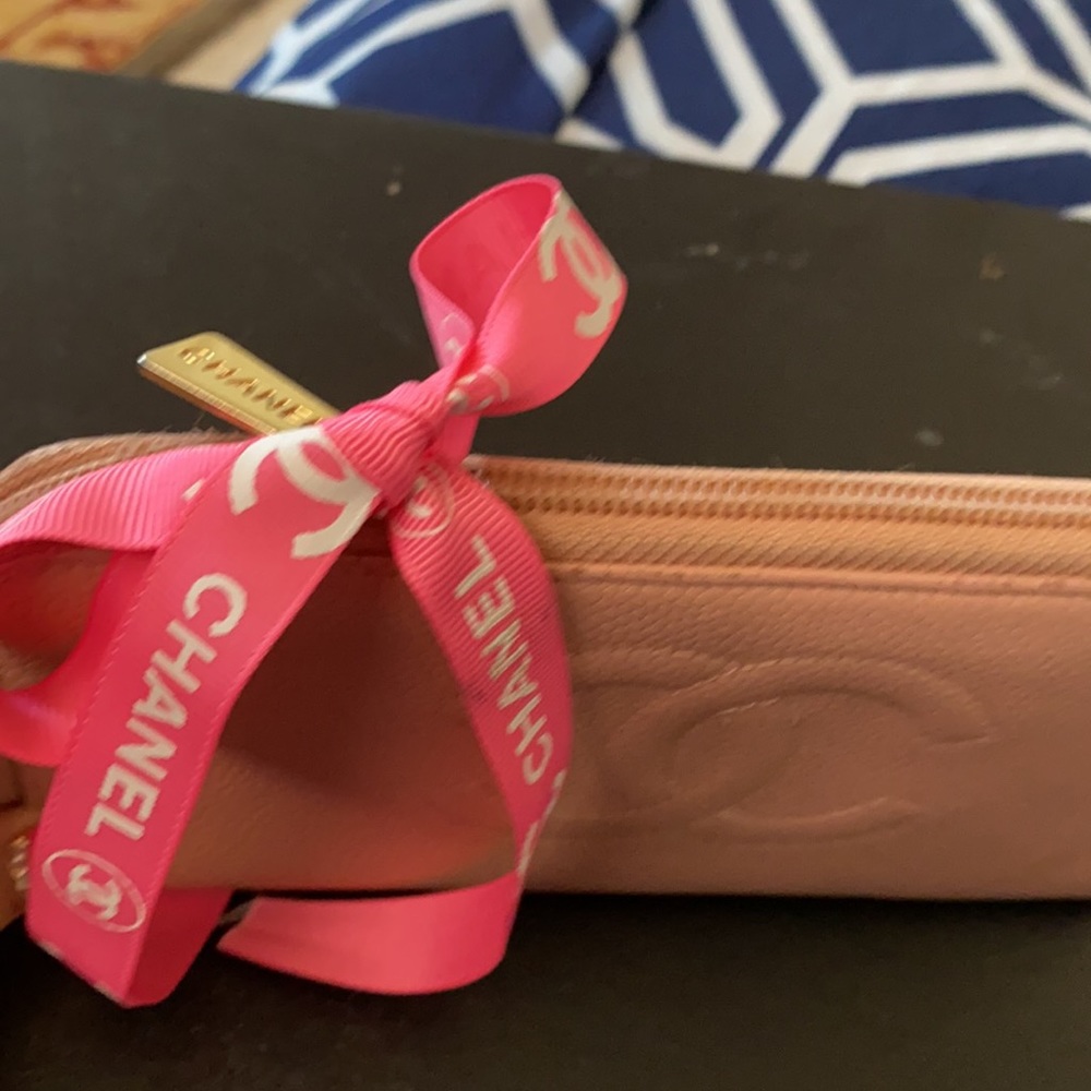 Chanel long wallet/clutch 100% auth w code. - Picture 11 of 12